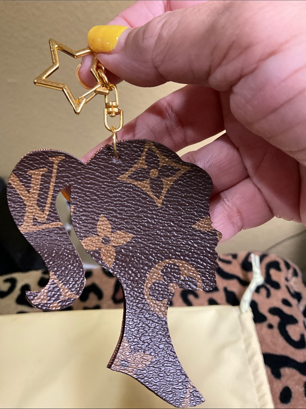 LV Barbie KEYRING/BAG CHARM Fashion w/ COA - Picture 3 of 8